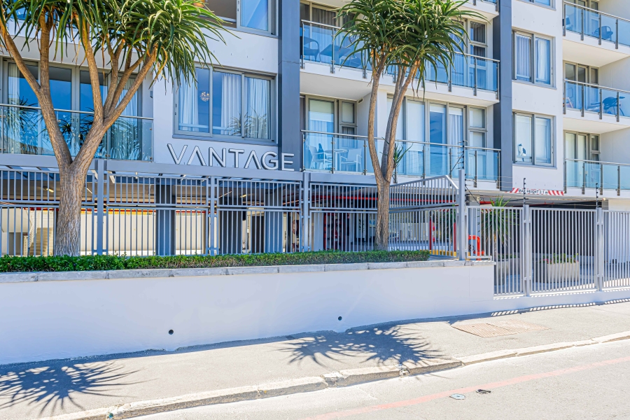 To Let 2 Bedroom Property for Rent in Mouille Point Western Cape